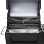 Weber Searwood 600 Porcelain Coated Steel Pellet Grill - 1500120