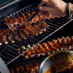 Weber ® SmokeFire EX4 Black Outdoor Pellet Grill